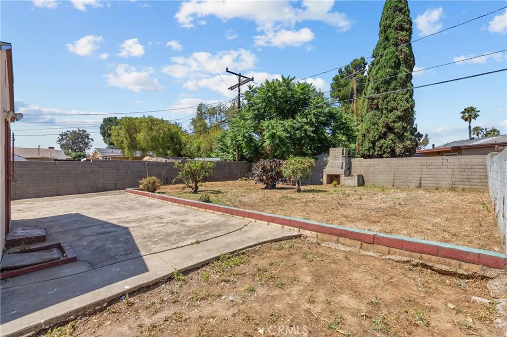 14609 S Cahita Avenue Compton, CA 90220