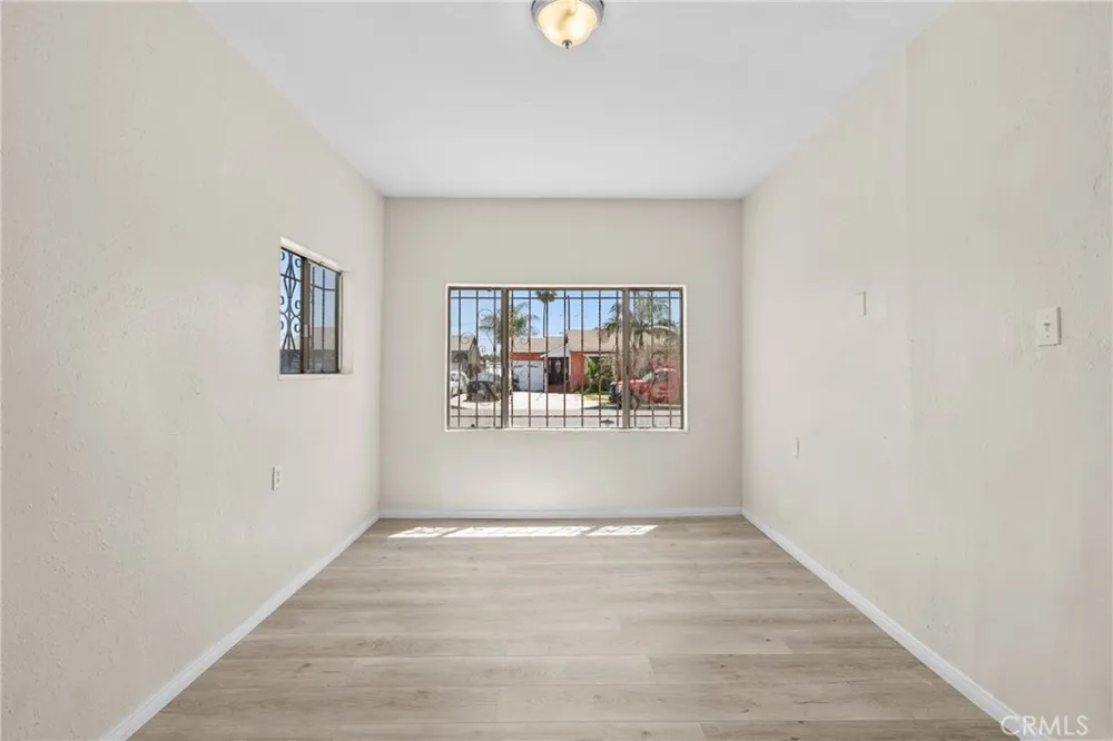 14609 S Cahita Avenue Compton, CA 90220