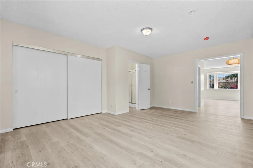 14609 S Cahita Avenue Compton, CA 90220