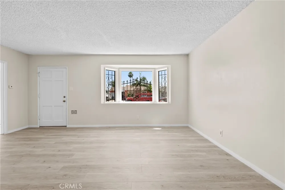 14609 S Cahita Avenue Compton, CA 90220