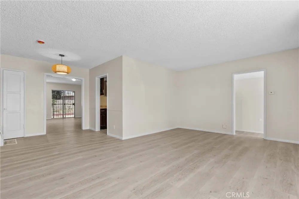 14609 S Cahita Avenue Compton, CA 90220
