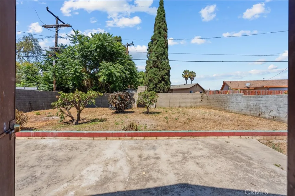14609 S Cahita Avenue Compton, CA 90220