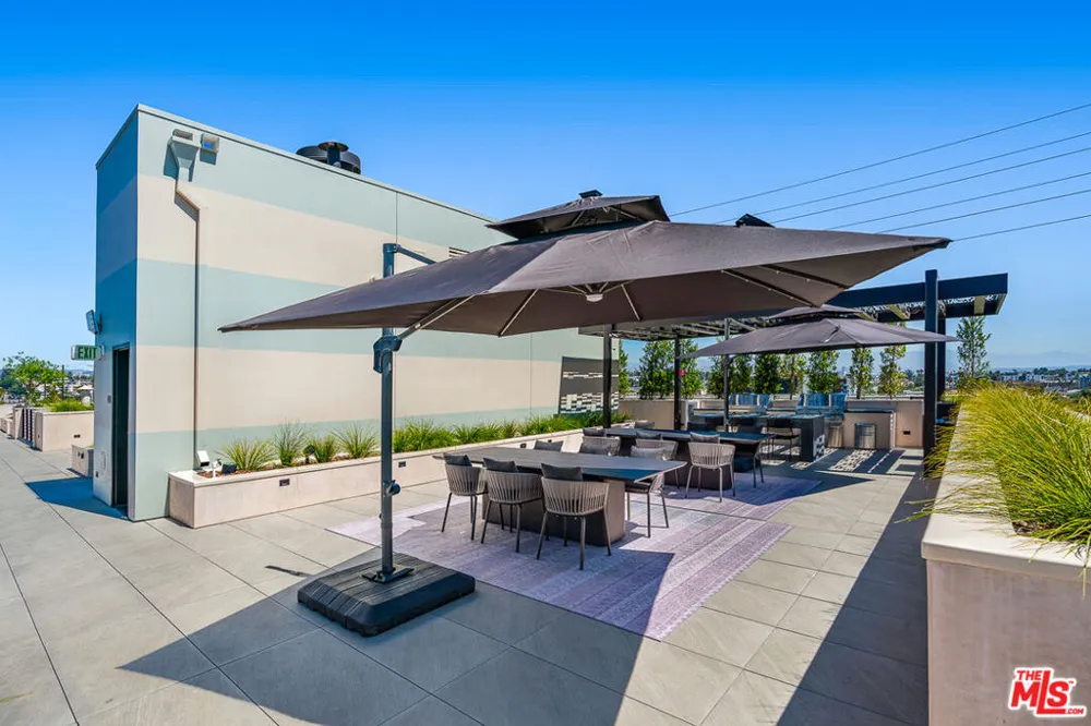 10700 Tabor Street #522 Los Angeles, CA 90034