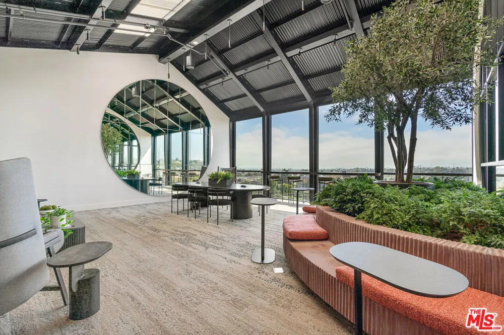 10700 Tabor Street #522 Los Angeles, CA 90034