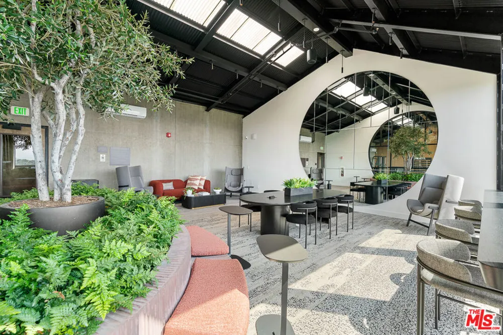 10700 Tabor Street #522 Los Angeles, CA 90034