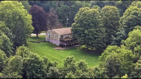 37 Central School Rd