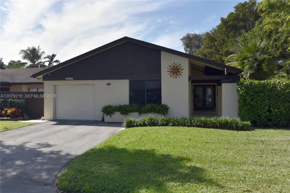 11744 SW 133rd Ct Miami, FL 33186