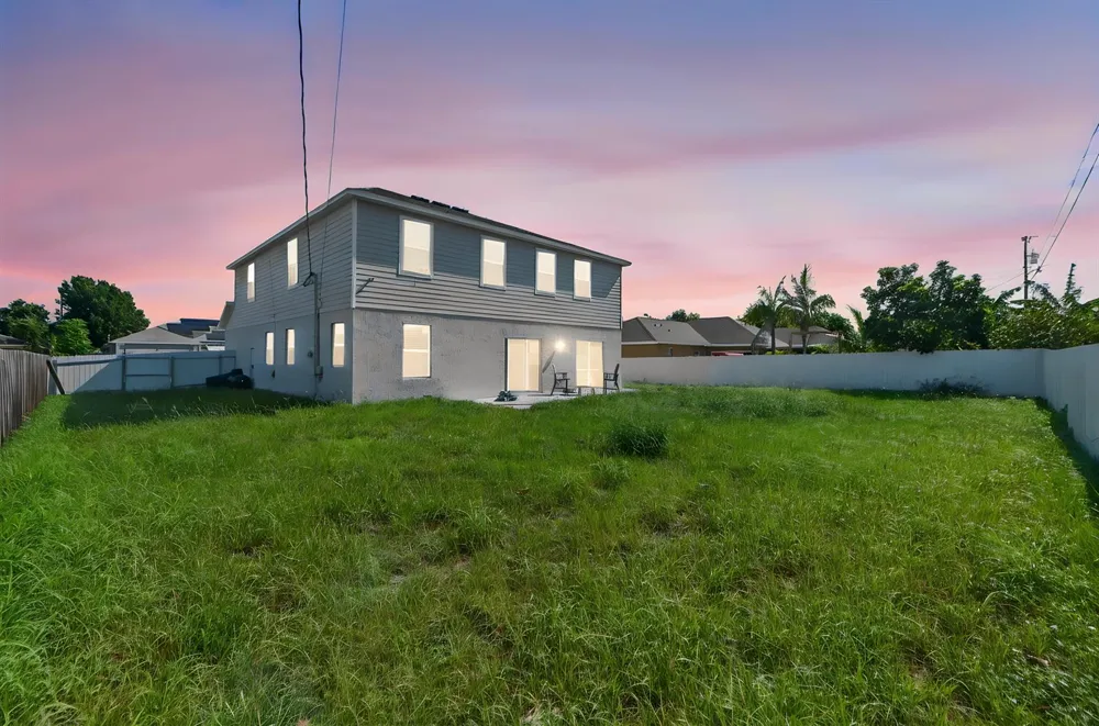 412 SW Dailey Avenue Port St. Lucie, FL 34953