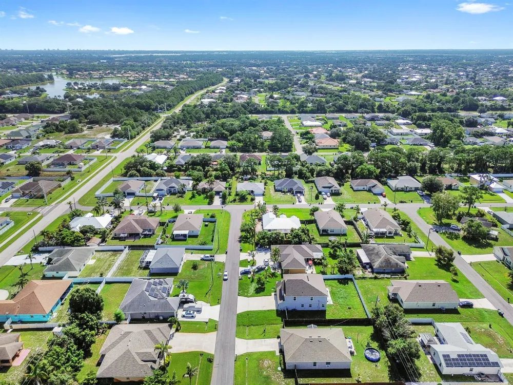 412 SW Dailey Avenue Port St. Lucie, FL 34953