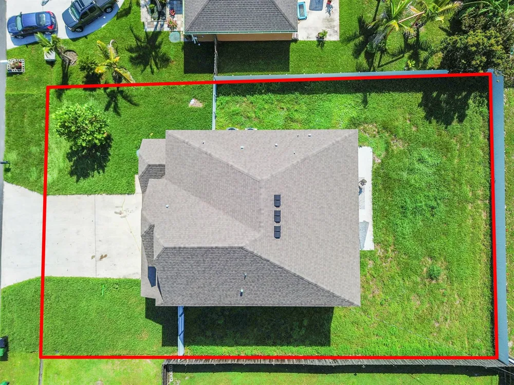 412 SW Dailey Avenue Port St. Lucie, FL 34953