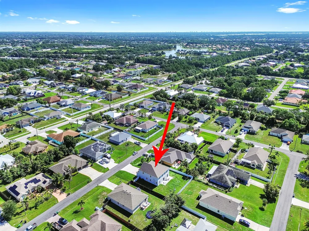 412 SW Dailey Avenue Port St. Lucie, FL 34953