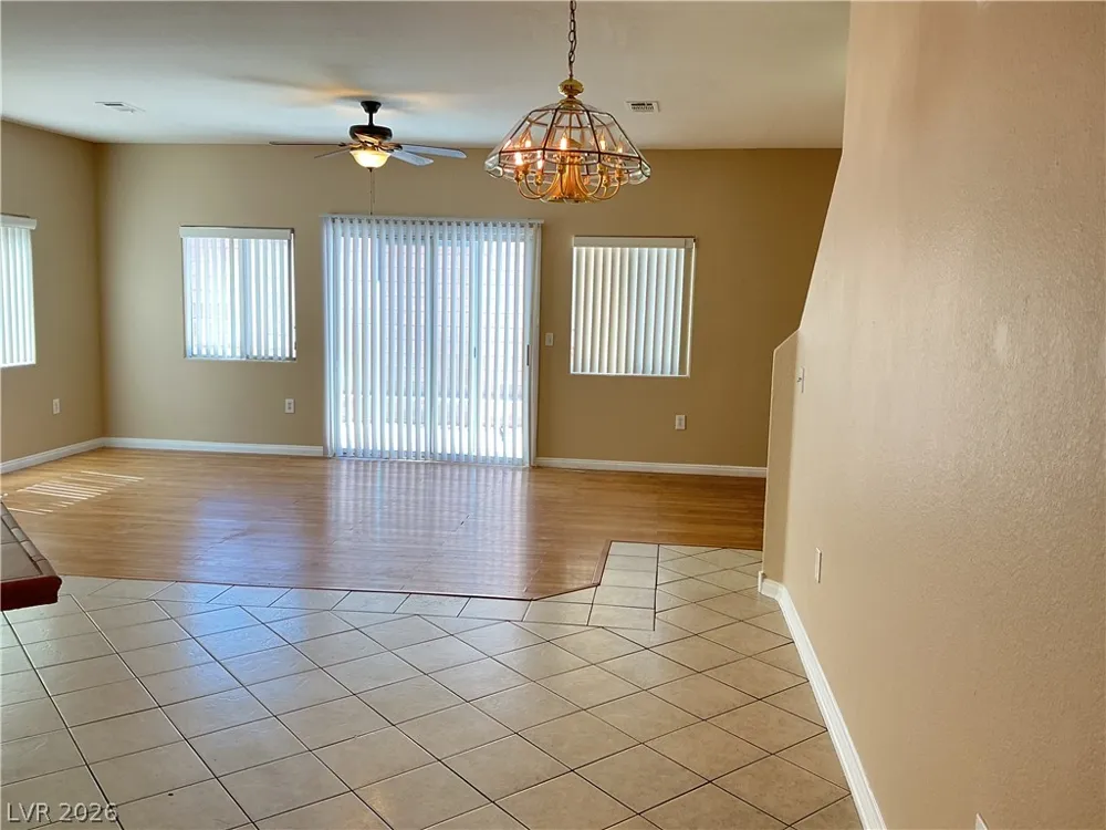 9303 GILCREASE AVENUE #1132 Las Vegas, NV 89149
