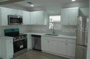 722 65TH AVENUE E Bradenton, FL 34203