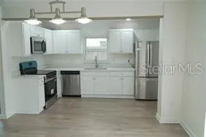 722 65TH AVENUE E Bradenton, FL 34203