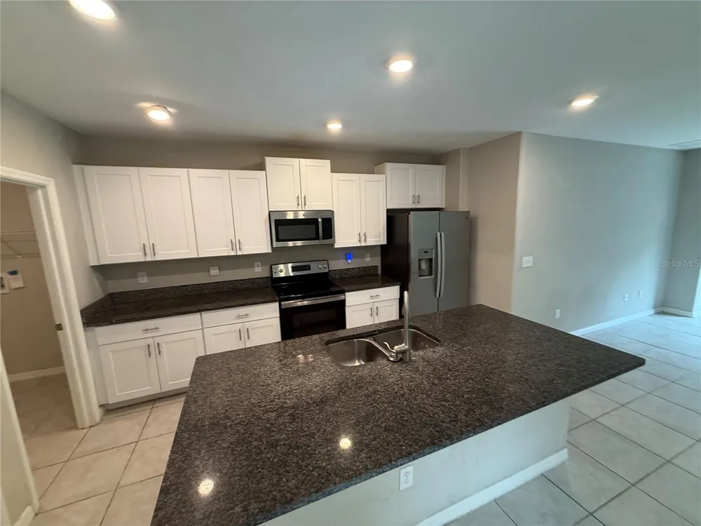 1752 COLDING DRIVE Ruskin, FL 33570
