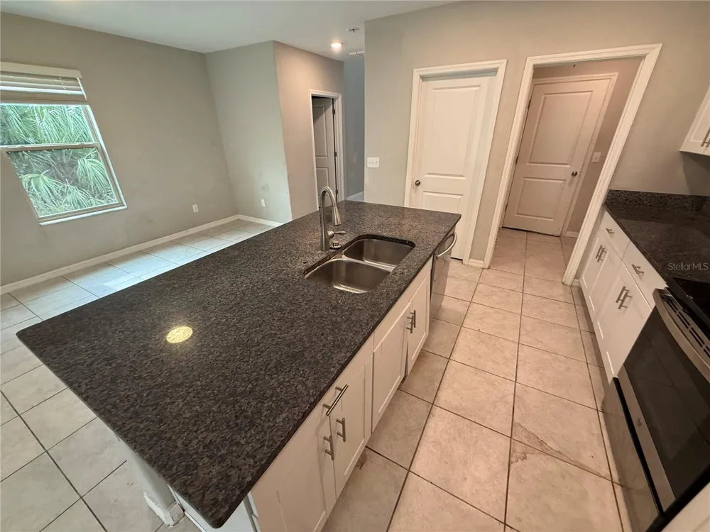 1752 COLDING DRIVE Ruskin, FL 33570
