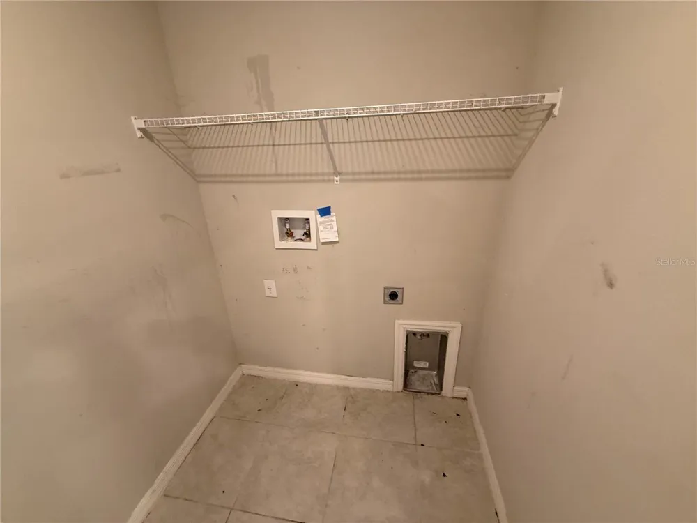 1752 COLDING DRIVE Ruskin, FL 33570