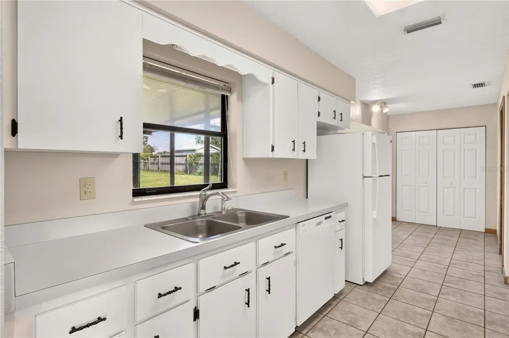 10808 SE 43RD AVENUE Belleview, FL 34420