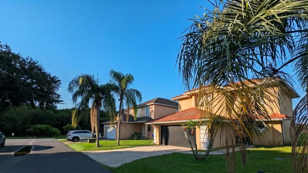423 WATERFORD WAY Kissimmee, FL 34746