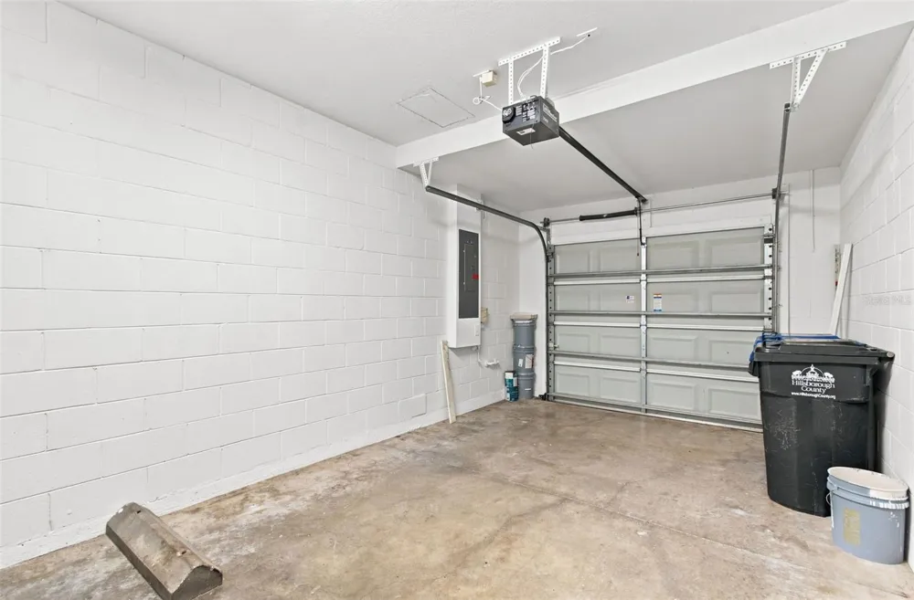 8574 TRAIL WIND DRIVE Tampa, FL 33647
