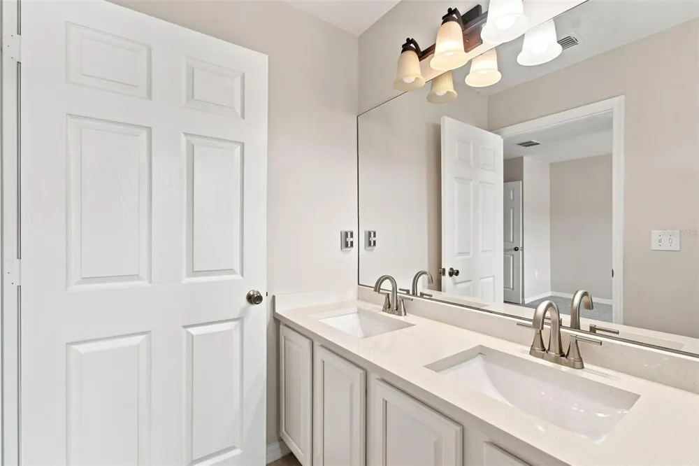 8574 TRAIL WIND DRIVE Tampa, FL 33647