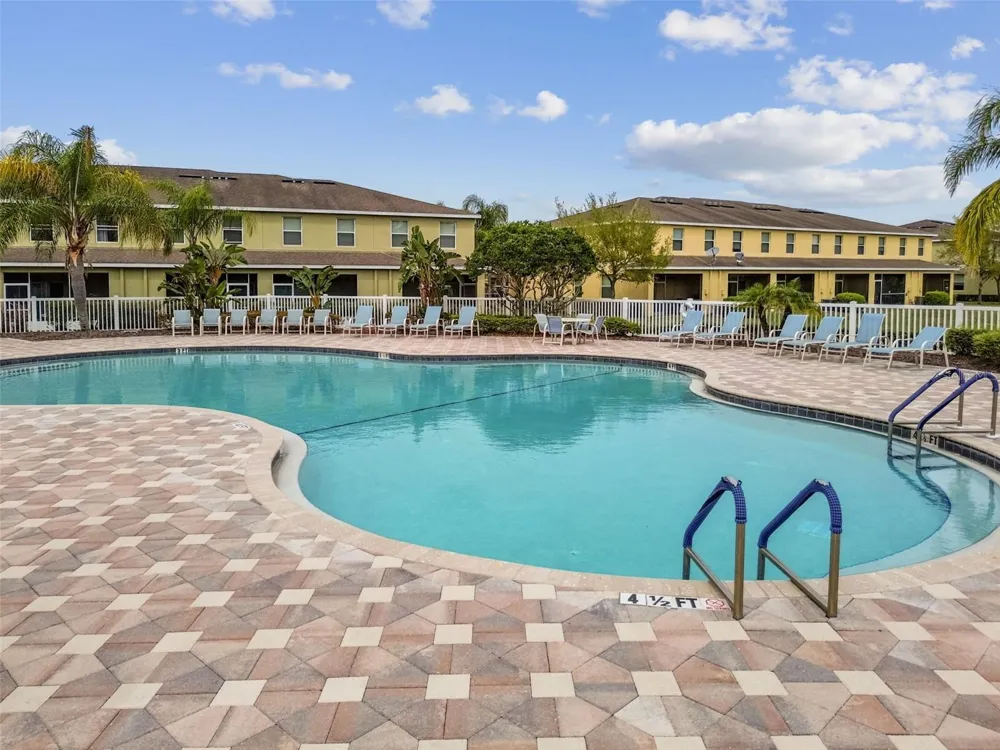 8574 TRAIL WIND DRIVE Tampa, FL 33647