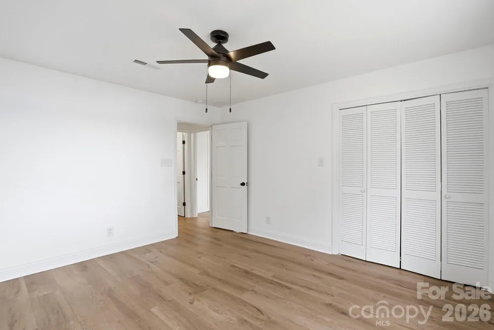 332 Shoreline Loop Mooresville, NC 28117