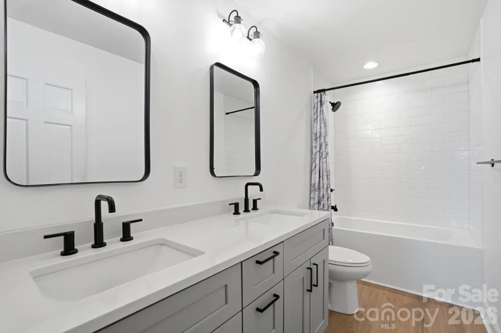 332 Shoreline Loop Mooresville, NC 28117