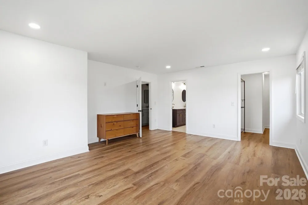 332 Shoreline Loop Mooresville, NC 28117
