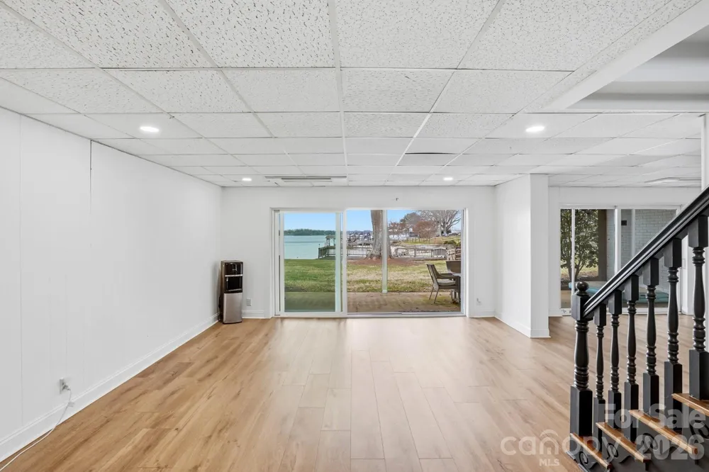 332 Shoreline Loop Mooresville, NC 28117