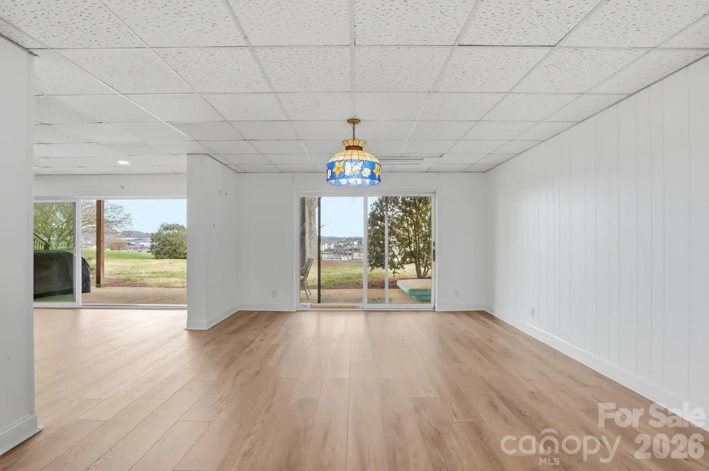 332 Shoreline Loop Mooresville, NC 28117