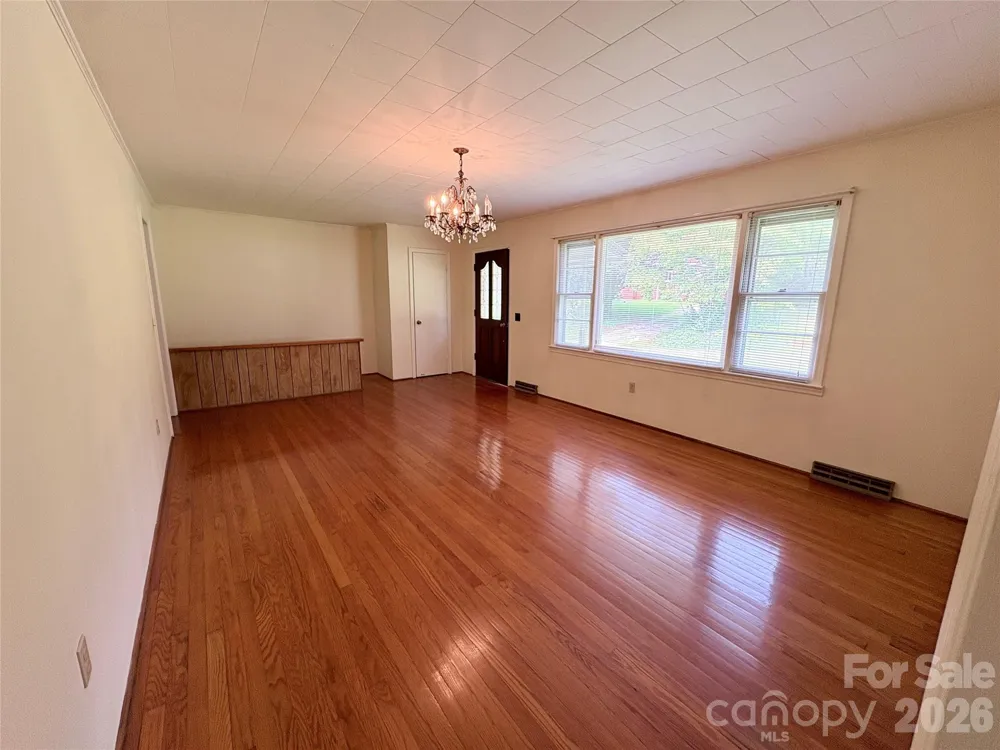 30 Cypress Road Marion, NC 28752