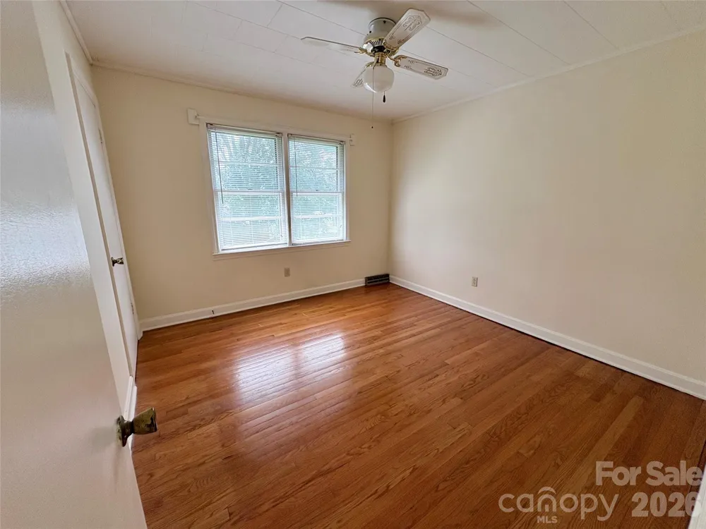 30 Cypress Road Marion, NC 28752