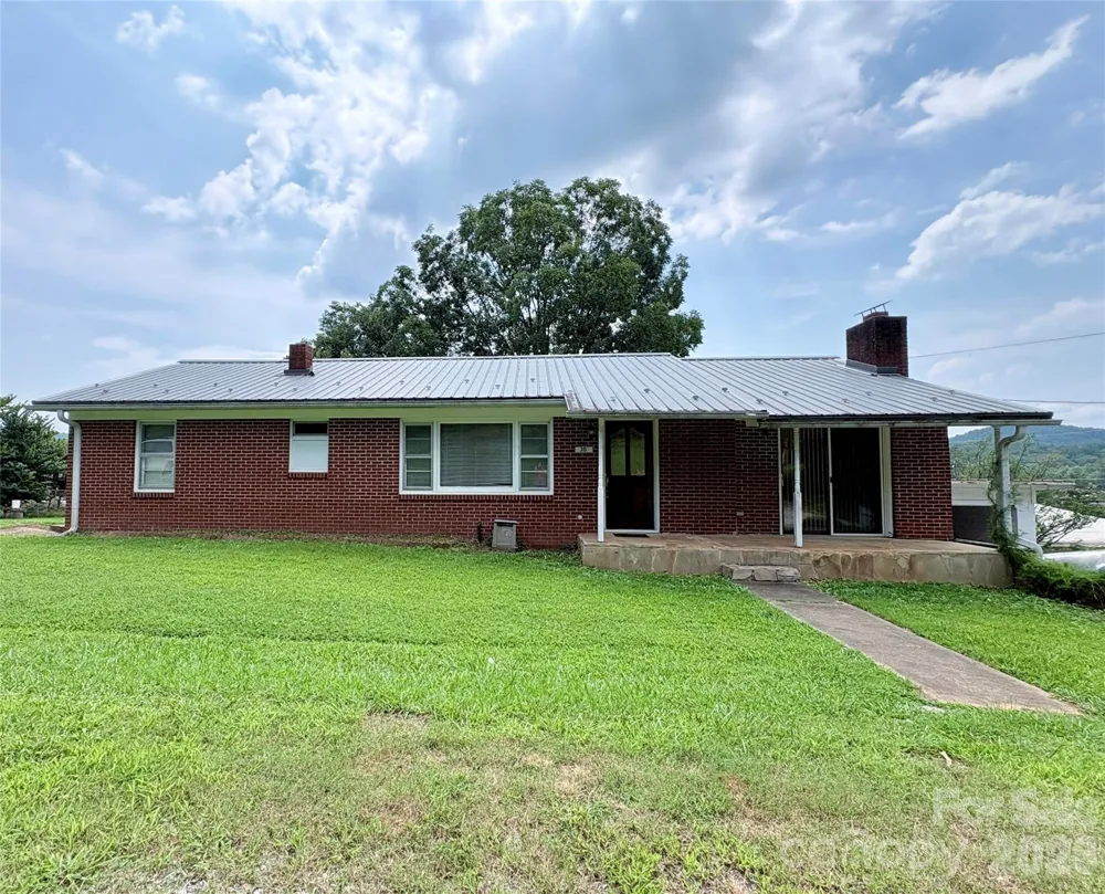 30 Cypress Road Marion, NC 28752