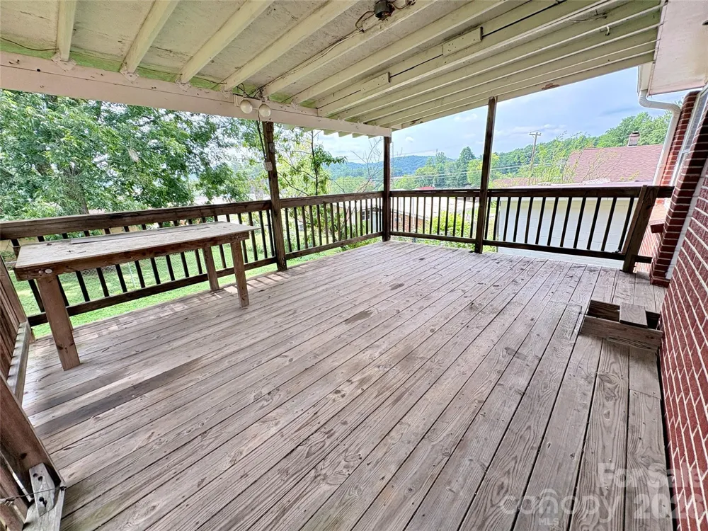 30 Cypress Road Marion, NC 28752