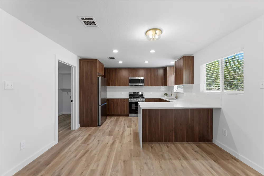 3412 Texas Topaz Drive Austin, TX 78728