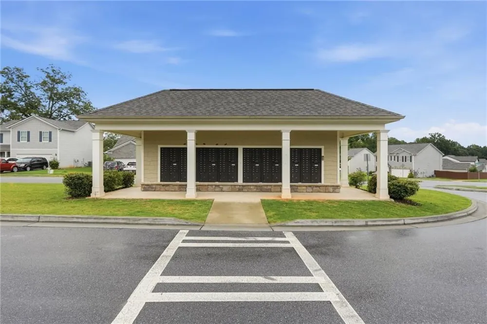 450 Starbuck Parkway Pendergrass, GA 30567