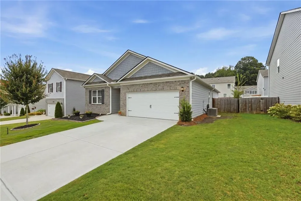 450 Starbuck Parkway Pendergrass, GA 30567
