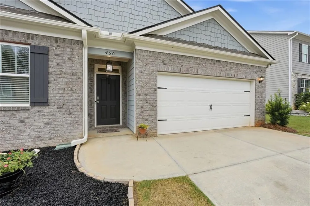 450 Starbuck Parkway Pendergrass, GA 30567