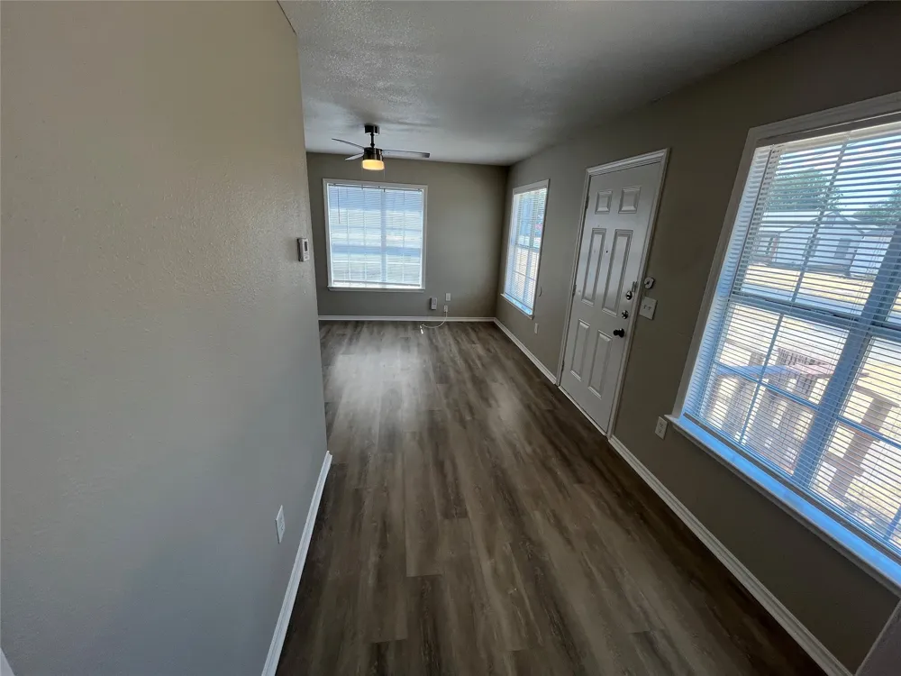 6814 Lockheed Avenue Dallas, TX 75209