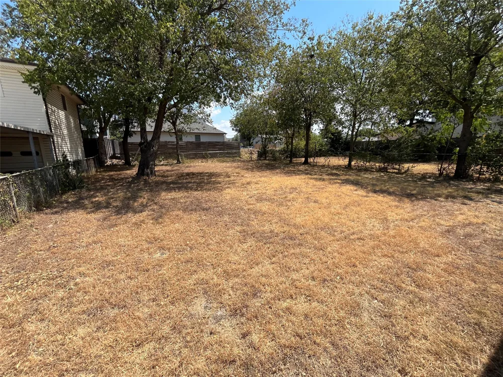 6814 Lockheed Avenue Dallas, TX 75209