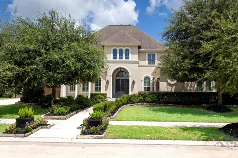 9407 Fox Bend Lane
