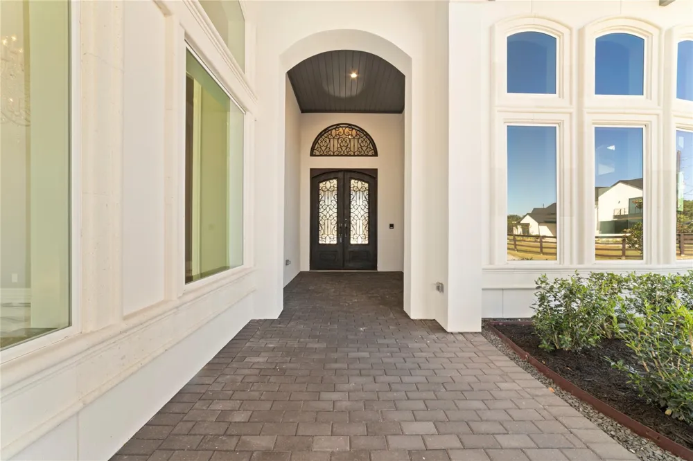 2 Little Sorrell Court Tomball, TX 77377