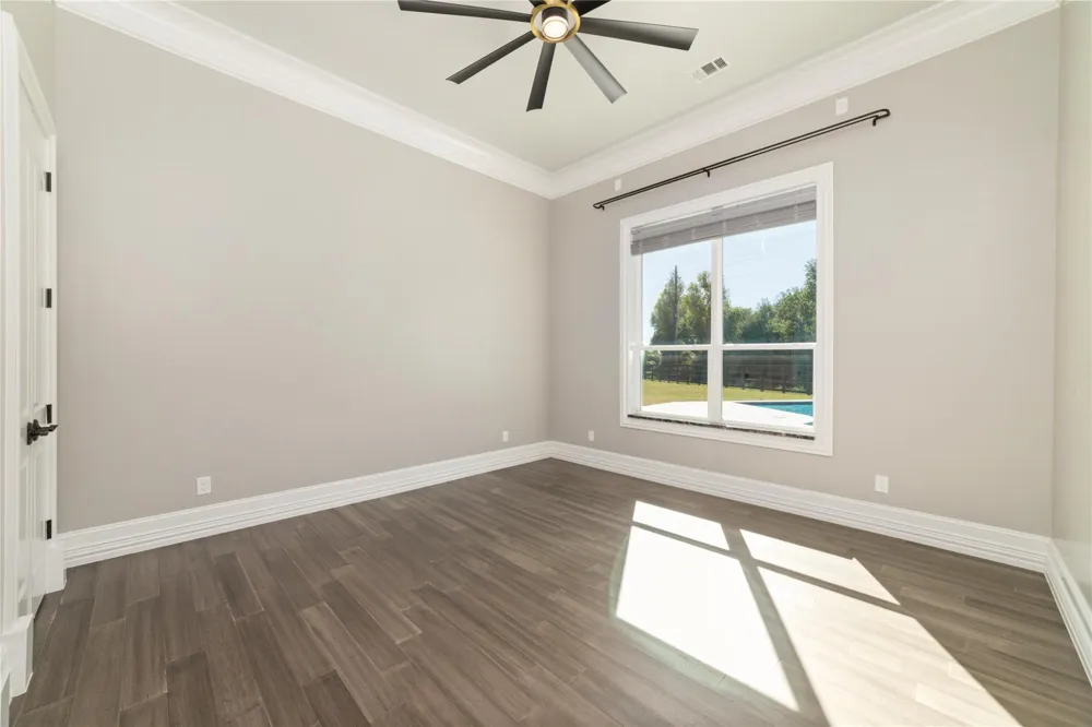 2 Little Sorrell Court Tomball, TX 77377