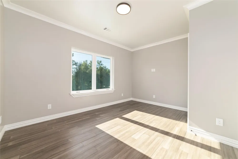 2 Little Sorrell Court Tomball, TX 77377