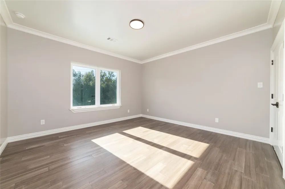2 Little Sorrell Court Tomball, TX 77377