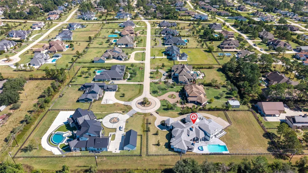 2 Little Sorrell Court Tomball, TX 77377