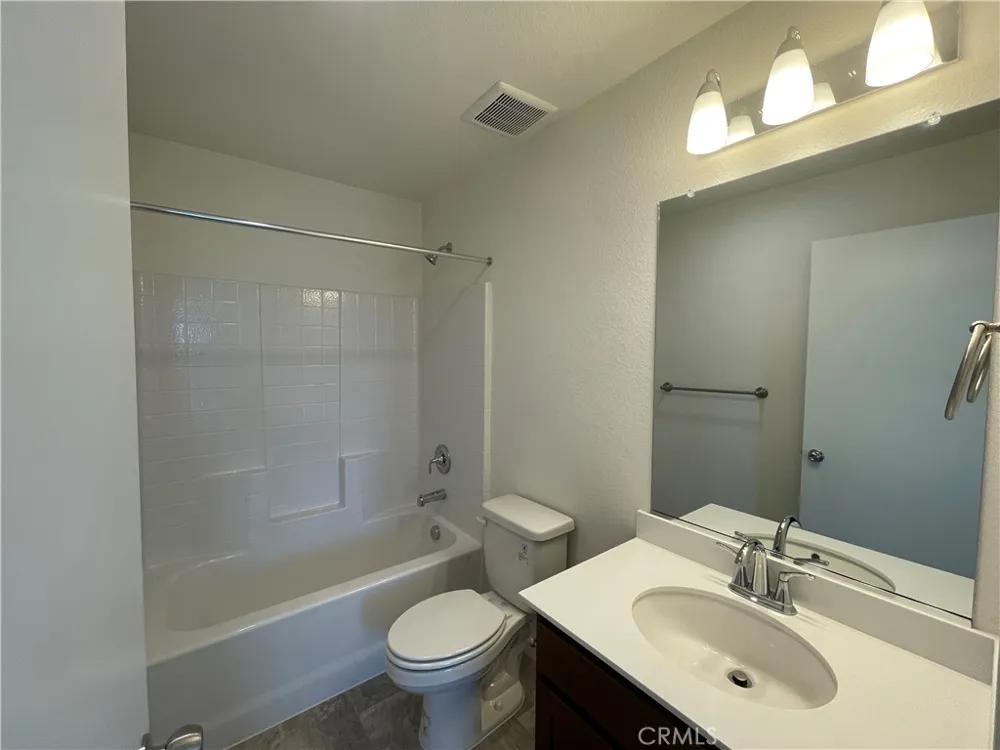 713 Stone Ridge West Avenue Merced, CA 95341