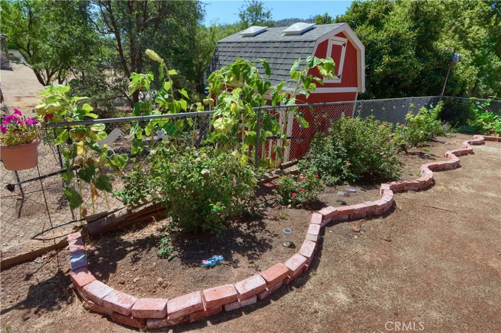4967 9th Mariposa, CA 95338