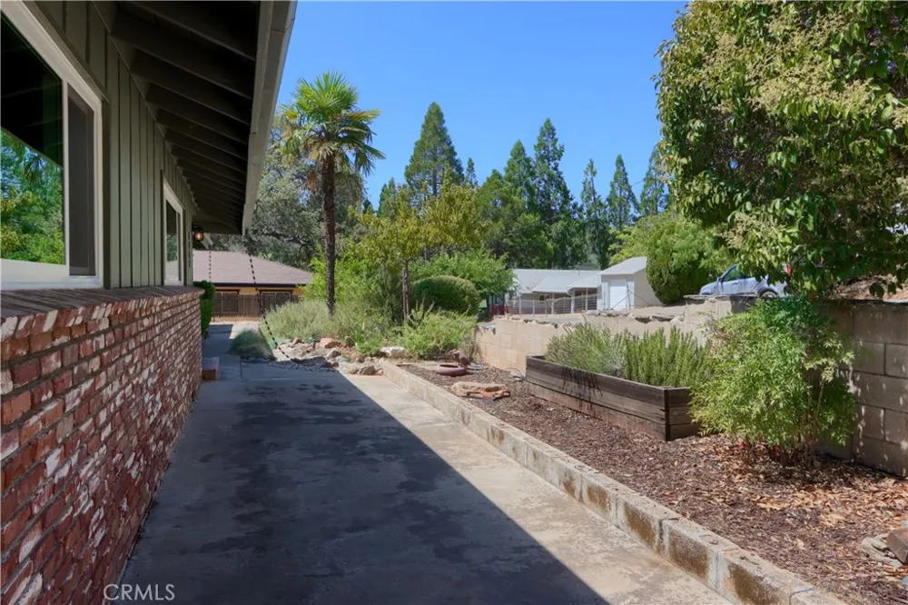 4967 9th Mariposa, CA 95338
